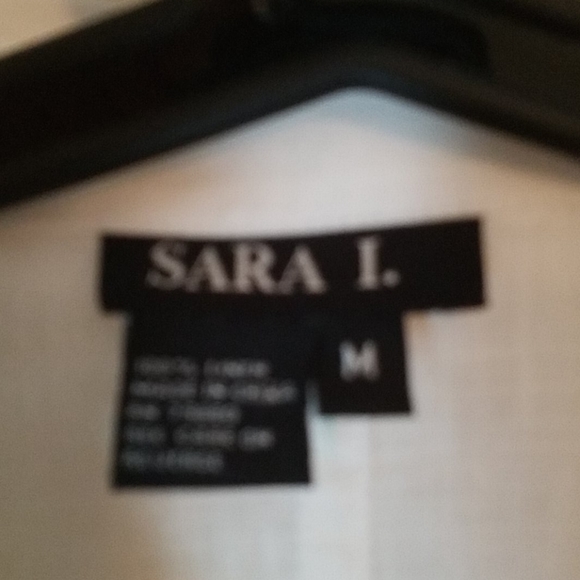 Blouse - Picture 3 of 4